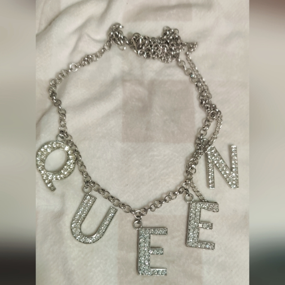 queen necklace